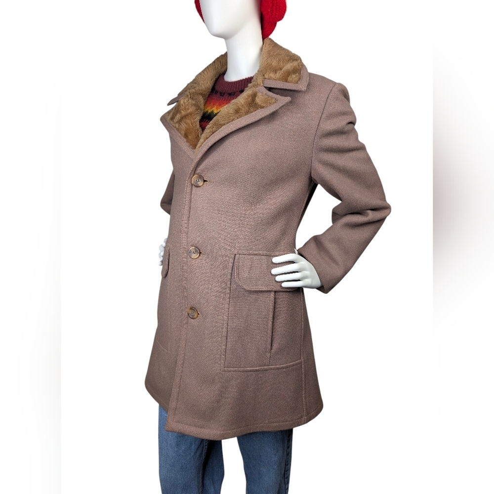 Vintage MacMor Canada Wool Coat With Faux Shearling Trim | Unisex | Medium - Picture 6 of 13